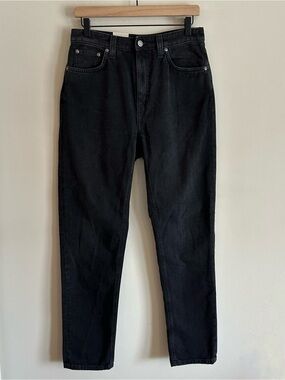 NWT Women’s Nudie Jeans Breezy Britt Black Stone Wash Denim 113153 29 30
